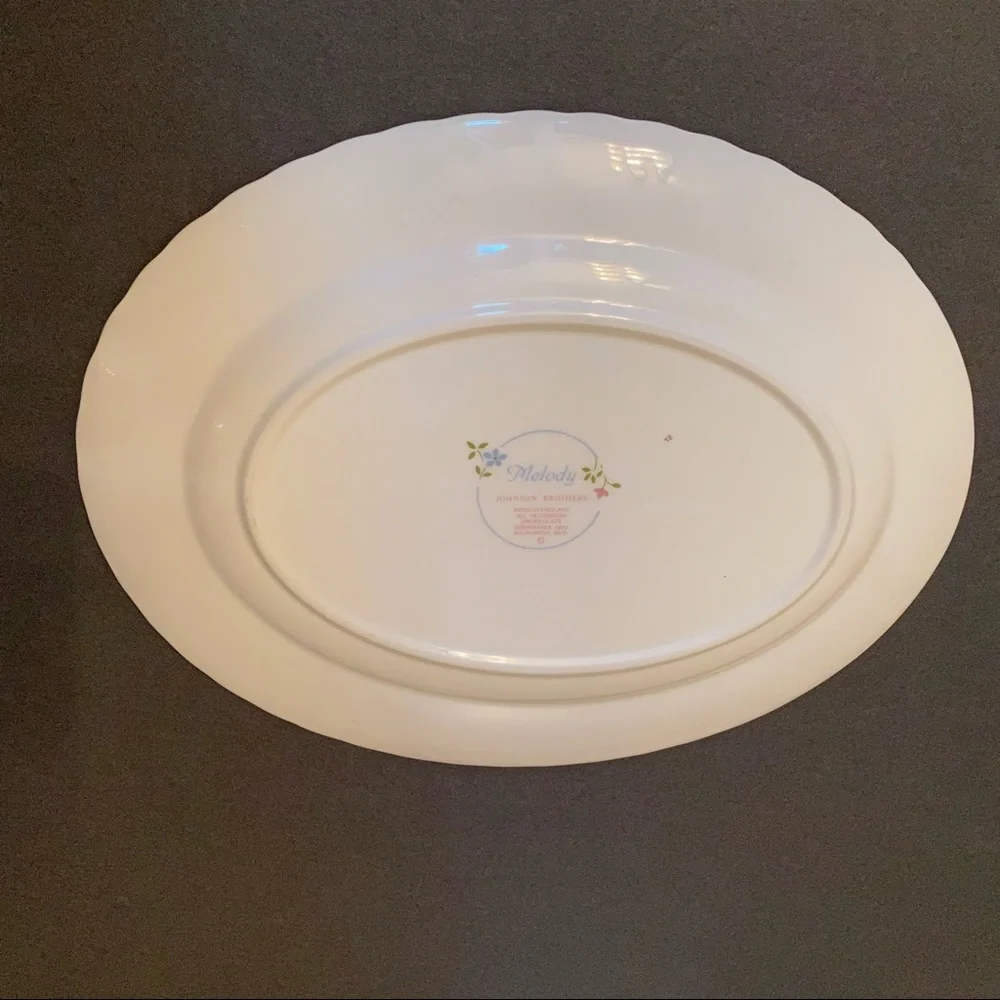 JOHNSON BROTHERS MELODY WHITE FLORAL CHINA PLATTER 12” HOME DINING SERVEWARE